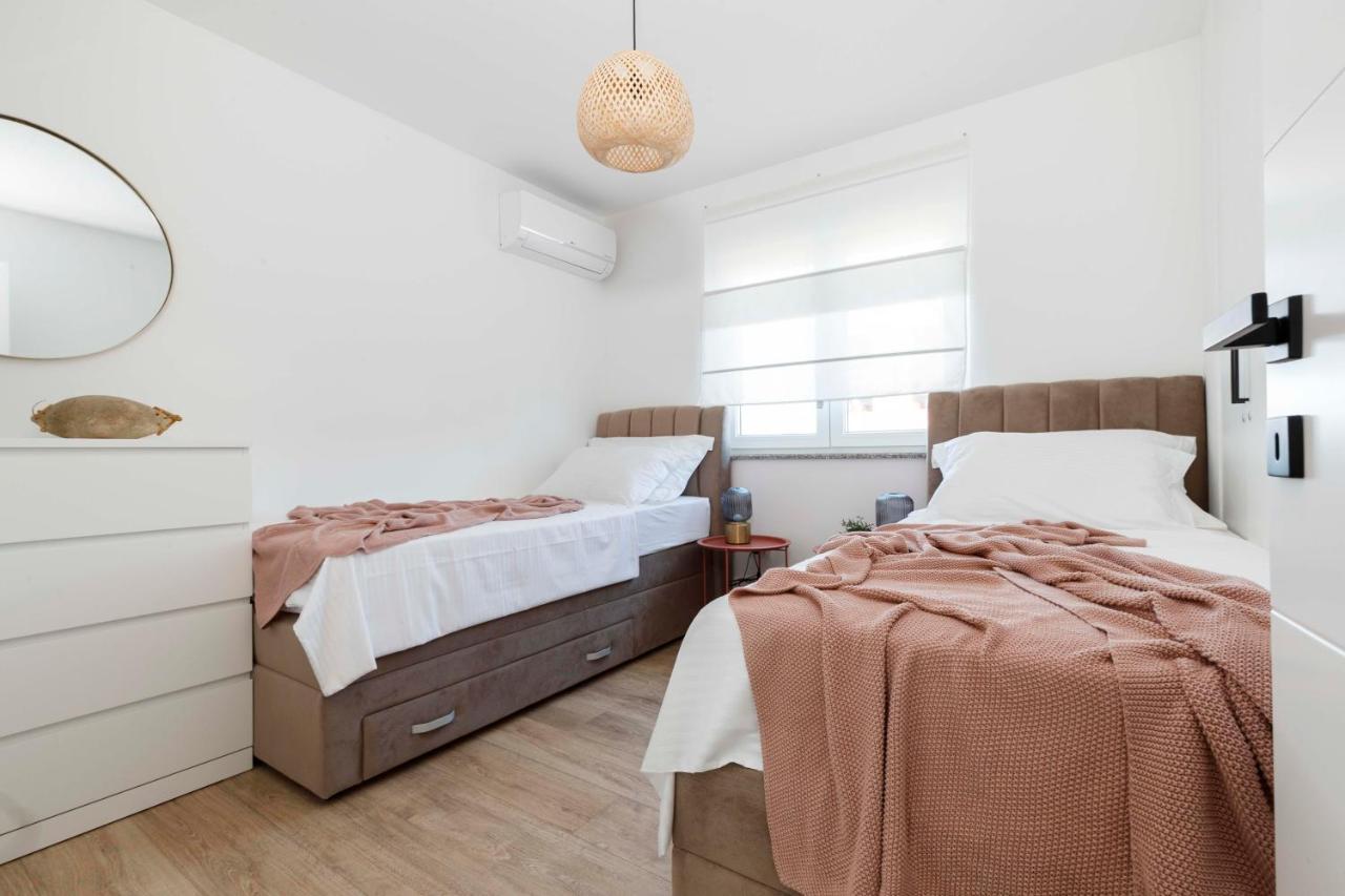 Bura House Villa Povljana Bagian luar foto