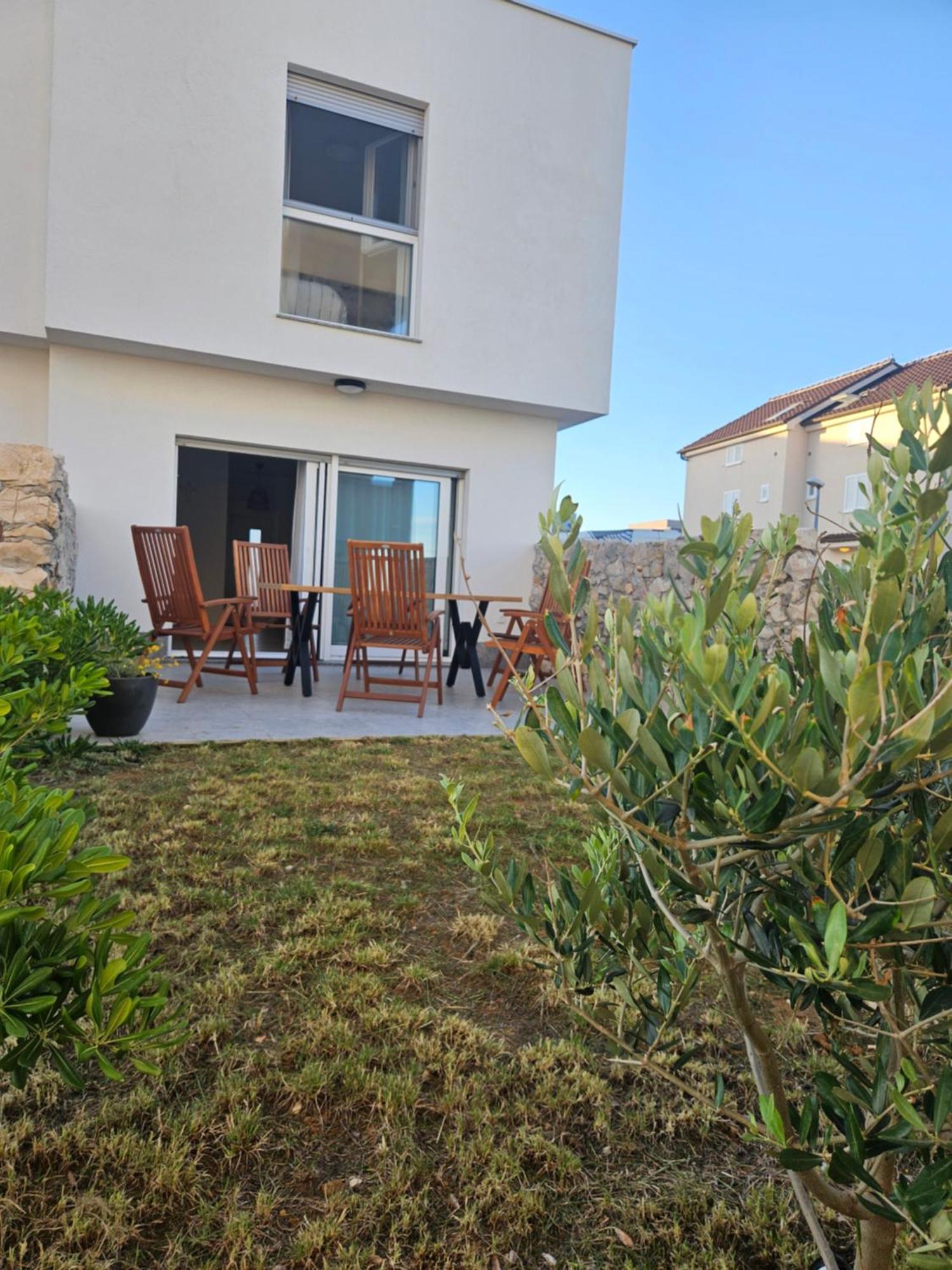 Bura House Villa Povljana Ruang foto