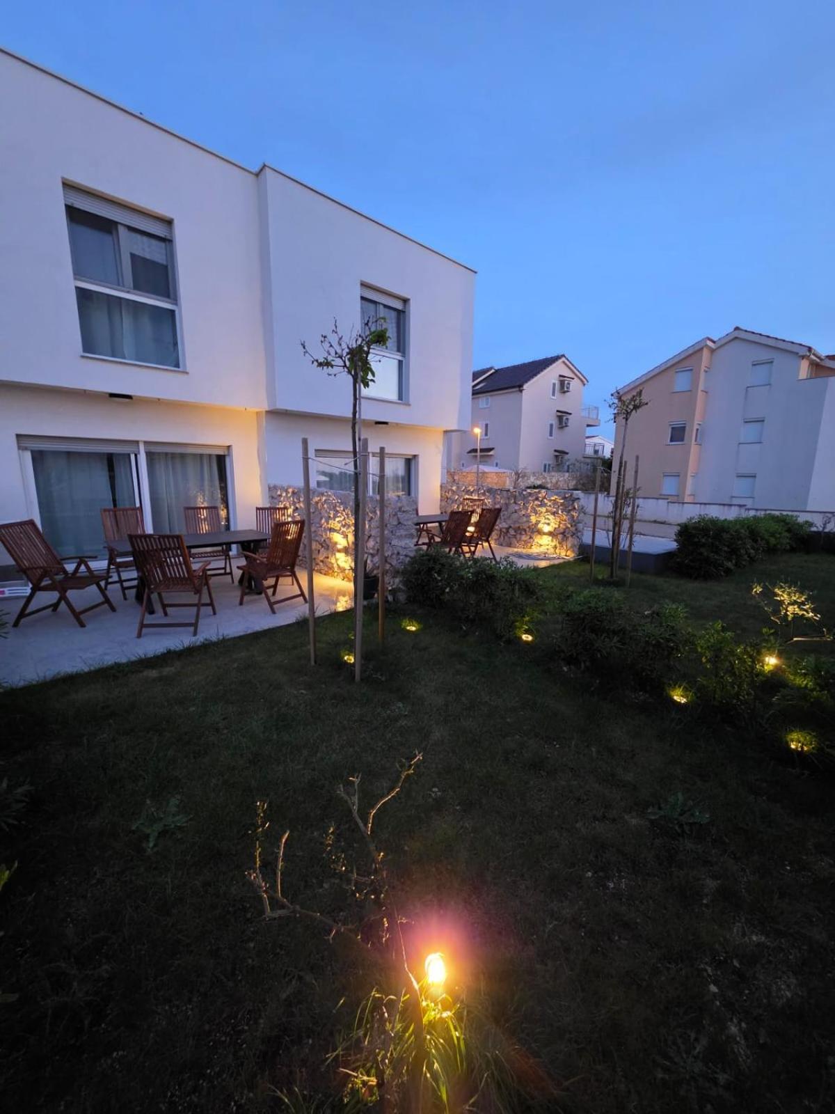 Bura House Villa Povljana Bagian luar foto